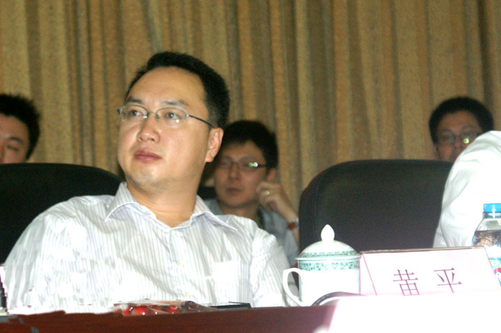 汽车腐蚀与防护专业委员会副主任、重庆长安汽车股份有限公司工艺部主任黄平先生（摄影：赵泽南）