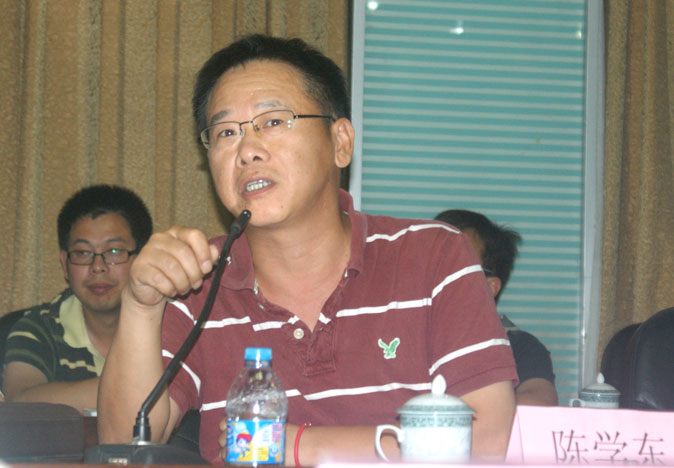 汽车腐蚀与防护专业委员会副主任、深圳吉恩西实业有限公司董事长陈学东先生（摄影：赵泽南）