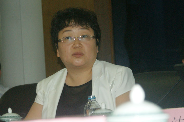 汽车腐蚀与防护专业委员会委员、华晨汽车工程研究院涂装工艺处处长李婷婷女士（摄影：赵泽南）